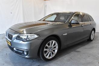 krockskadad bil auto BMW 5-serie 525d Luxury Edition 2014/3