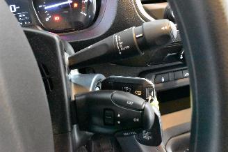 Peugeot Expert 2.0 BlueHDI 145 Senamp;S picture 31