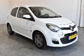 Damaged car Renault Twingo 1.2 16V Collection 2012/2