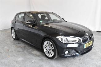 krockskadad bil auto BMW 1-serie 118i M Sport 2015/5