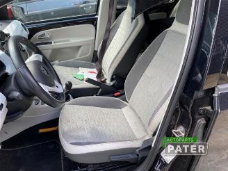 Volkswagen Up! Up! (121), Hatchback, 2011 1.0 12V 75 picture 6