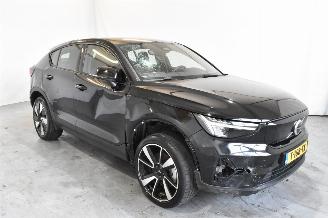 krockskadad bil auto Volvo C-40 Extended Core 82 kWh 2023/9