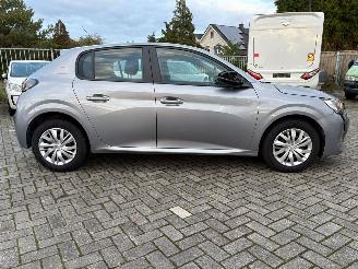 Peugeot 208 1.2 PureTech Active picture 7