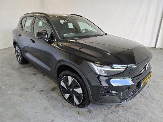 Unfallwagen Volvo EX40 Extended Plus 82 kWh 2025/3