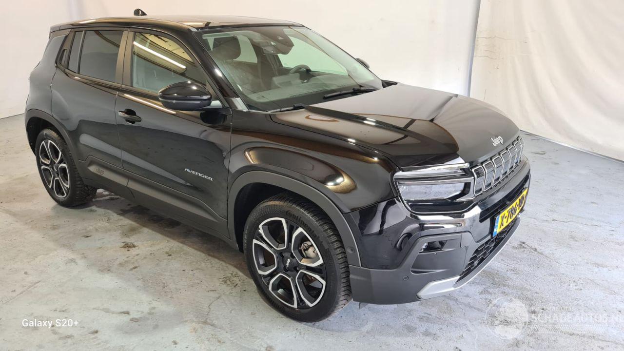 Jeep Avenger Summit 54kWh