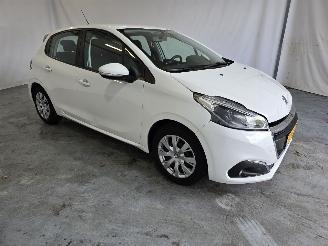 krockskadad bil auto Peugeot 208 1.2 PureT. BL Active 2019/7