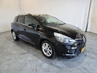 Vaurioauto  passenger cars Renault Clio Estate 0.9 TCe Limited 2017/9