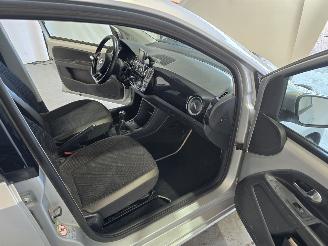 Volkswagen Up! 1.0 high up! BlueM. picture 17