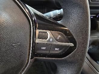 Peugeot Partner 1.5 BlueHDI Premium picture 28
