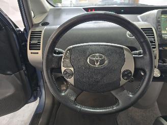 Toyota Prius 1.5 VVT-i Comfort picture 29