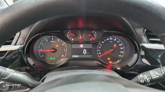 Opel Corsa 1.2 Edition picture 32