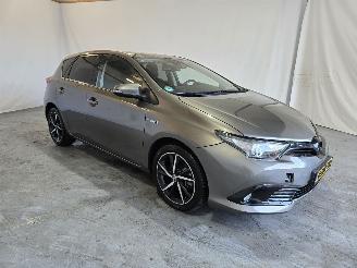 Unfallwagen Toyota Auris 1.8 Hybrid Dynamic Ultimate 2018/11