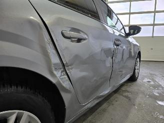 Peugeot 208 1.2 PureTech Active picture 10