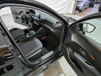 Peugeot 208 1.2 PT Active Pack picture 13