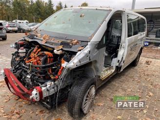 Coche siniestrado Mercedes Vito eVito Tourer (447.7), Bus, 2019 41 kWh 2023/9