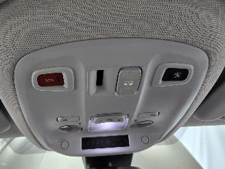 Peugeot 308 SW 1.2 PureT.Blue L. Ex picture 30