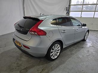Volvo V-40 1.6 D2 R-Design picture 7