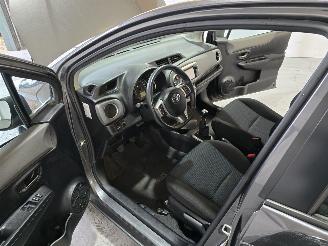 Toyota Yaris 1.3 VVT-i Aspiration picture 20