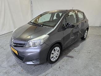 Toyota Yaris 1.3 VVT-i Aspiration picture 3