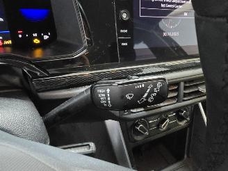 Volkswagen Polo 1.0 TSI Life picture 28