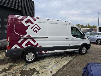 Ford Transit 2.2 TDCI L3H2 Ambiente picture 8