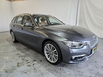 skadebil auto BMW 3-serie 320i Lux.Ed 2019/2