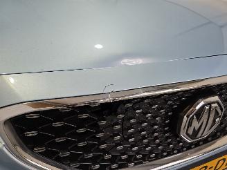 MG ZS EV Luxury 45 kWh picture 12