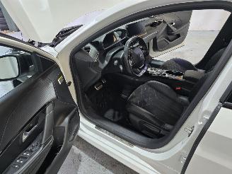 Peugeot e-208 EV Active 50 kWh picture 25