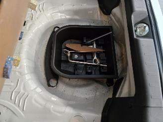 Mitsubishi Space-star 1.0 Cool+ picture 16