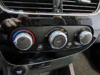 Renault Clio 0.9 TCe Limited picture 31