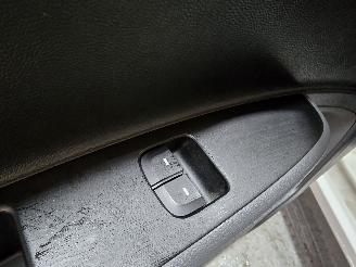 Hyundai I-10 1.0i i-Motion picture 21