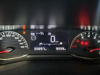 Peugeot 208 1.2 PureTech Active picture 21