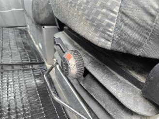 Volkswagen Crafter 32 2.0 TDI L2H2 DC picture 34