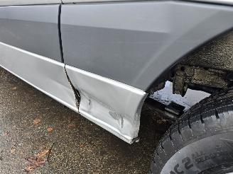 Volkswagen Crafter 32 2.0 TDI L2H2 DC picture 14