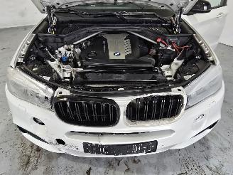 BMW X5 M50D picture 17