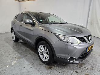 krockskadad bil auto Nissan Qashqai 1.2 Connect Edition 2014/8