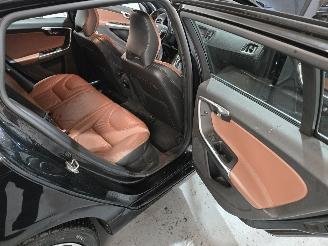 Volvo V-60 2.4 D6 AWD Plug-In Hybrid Summum picture 16