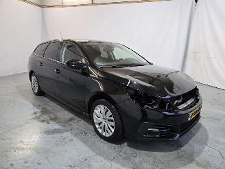 Voiture accidenté Peugeot 308 1.2 PureTech Blue Lease 2020/4