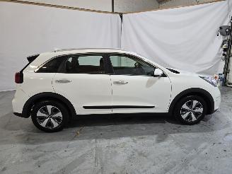 Kia Niro 1.6 GDI Hybrid DynamicLine picture 8