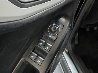 Ford Focus 1.0 EcoBoost Hybrid Trend Edition Business picture 26