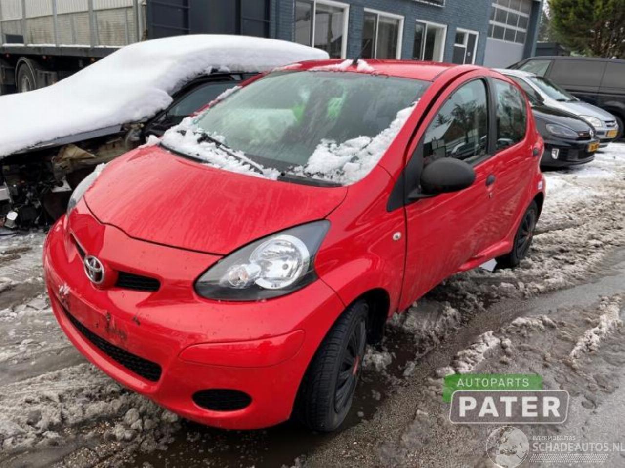 Toyota Aygo Aygo (B10), Hatchback, 2005 / 2014 1.0 12V VVT-i