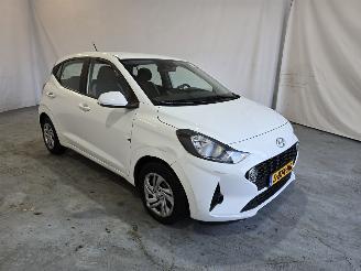 Vaurioauto  passenger cars Hyundai I-10 1.0 Comfort 2023/1
