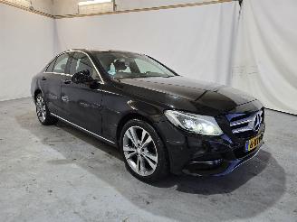 krockskadad bil auto Mercedes C-klasse 180 Lease Edition 2014/10