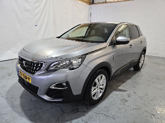 Peugeot 3008 1.2 PureTech Active picture 3