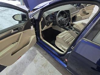 Volkswagen e-Golf e-Golf picture 17