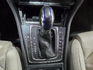 Volkswagen e-Golf e-Golf picture 30