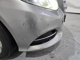 Mercedes E-klasse Estate 220 CDI Amb. Avant. picture 9