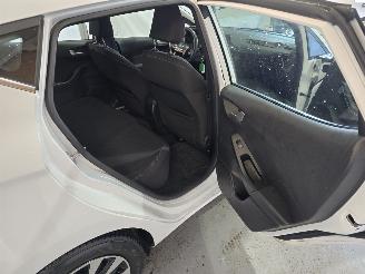 Ford Fiesta 1.0 Eco Boost Hybrid Titanium picture 17