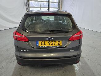 Ford Focus 1.0 Trend Edition picture 6