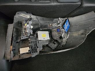 Hyundai Ioniq Lounge 73kWh picture 25